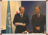 Ambassador Teiichi Sato (left) with Mr Koichiro Matsuura, UNESCO DG